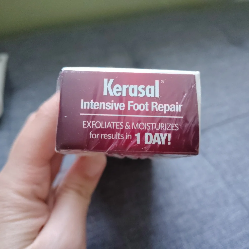 ☀️5/$25☀️ NWT Kerasal Intensive Foot Repair Ointment 0.5oz Exfoliate Moisturize